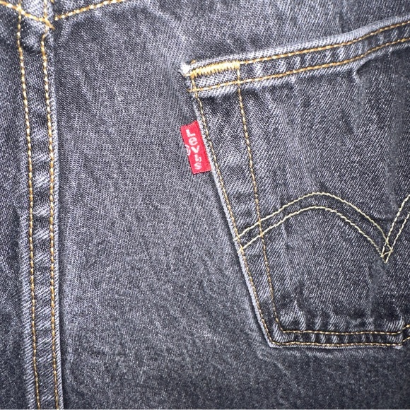 Levi’s 501 Denim Shorts Size 34 Waist Cut Off Dark Wash Button Fly - Picture 6 of 11